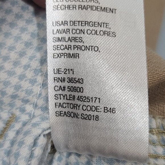 Izod 9" Kahki Shorts Men's Size 34 - Picture 6 of 8